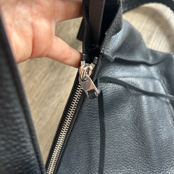 Allsaints Kita Pebble Leather Crossbody Bag - Picture 8 of 11